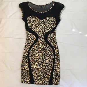 Blk/Gld print stretch dress w/transparent details